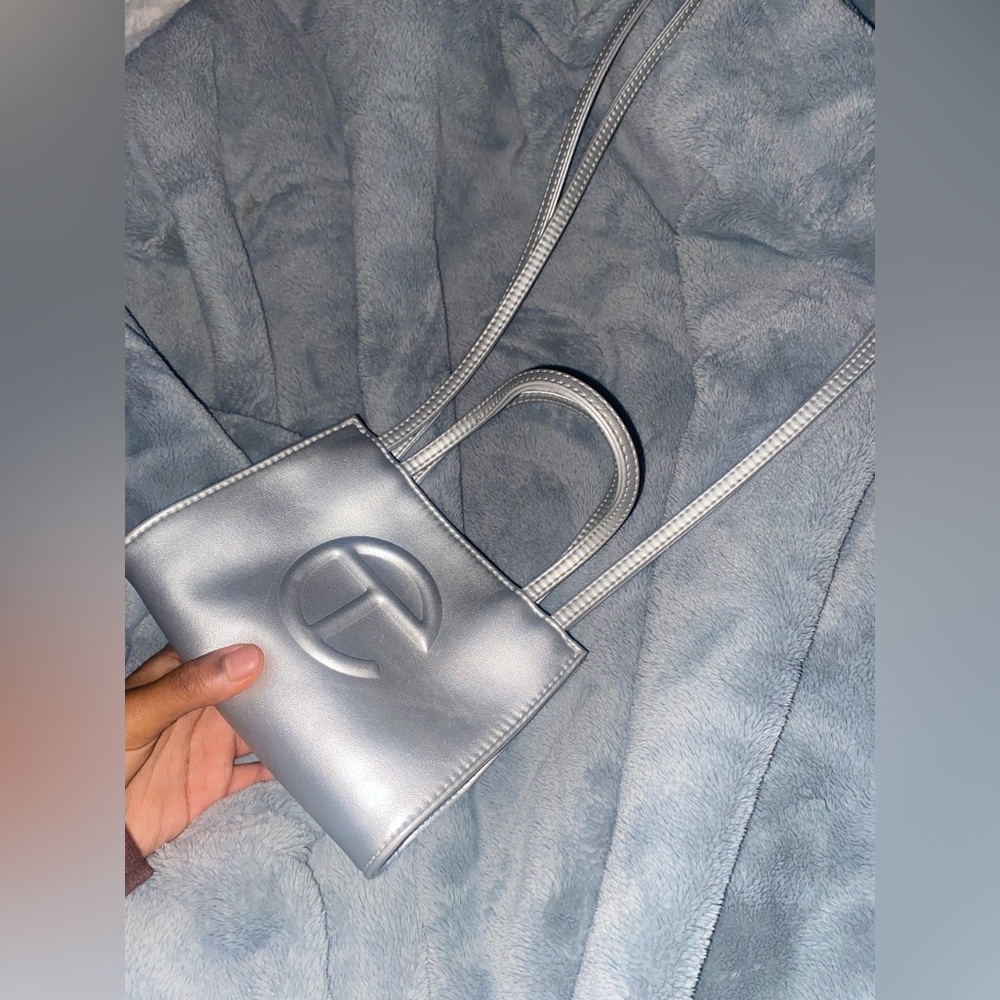 Silver telfar